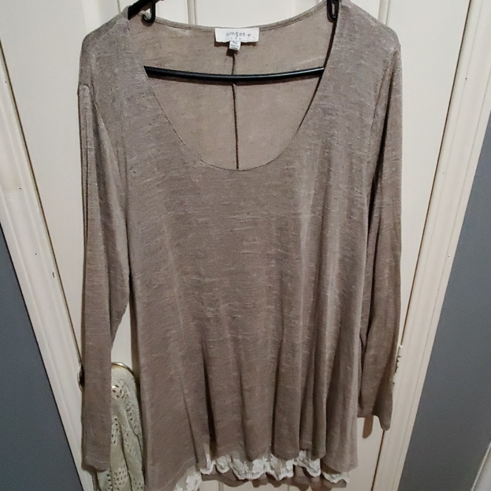 Boutique tunic